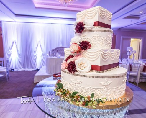 Astoria Banquets Wedding Cake