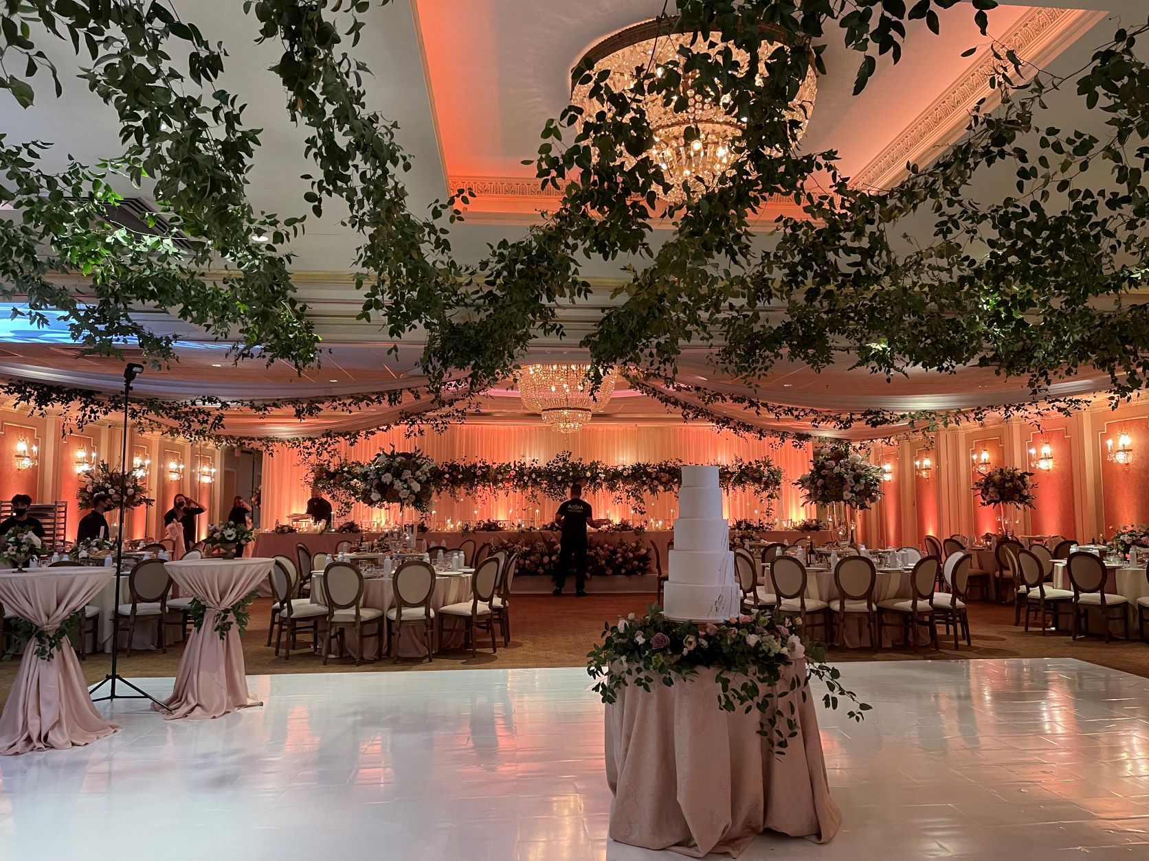 Astoria Banquets wedding ceremony and reception. Best of Chicago wedding venues.