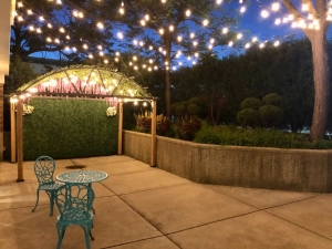 Astoria Banquets, All-inclusive venue, wedding ceremony and reception, Chicago and suburb, quinceanera venue, serving Schaumburg, Waukegan, Mundelein, Palatine, Wheeling, Streamwood, Lombard, Melrose Park area banquet hall