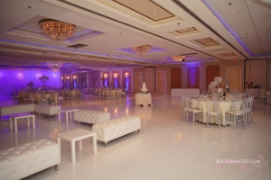 Astoria Banquets, All-inclusive venue, Chicago and suburb, quinceanera venue, serving Schaumburg, Waukegan, Mundelein, Palatine, Wheeling, Streamwood, Lombard, Melrose Park area banquet hall