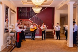Astoria Banquets. un salón espacioso para fiestas