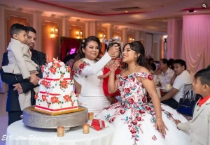Fully decorated indoor quinceanera venue, salon, all-inclusive package in Chicago and suburbs