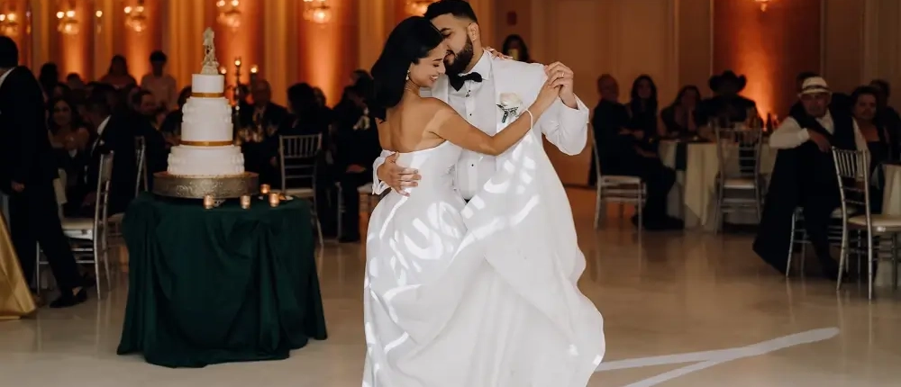 Astoria Banquets and events, all-inclusive wedding ceremony and reception venue, chicago and suburbs